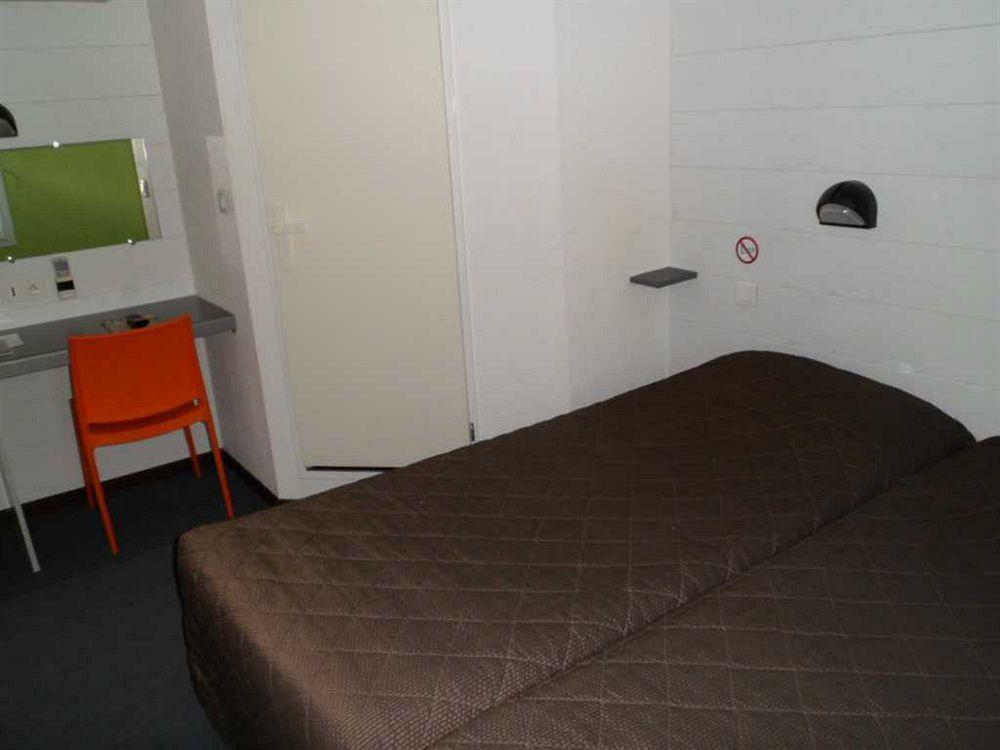 Brit Hotel Essentiel Albi Parc Des Expos Le Sequestre Eksteriør bilde